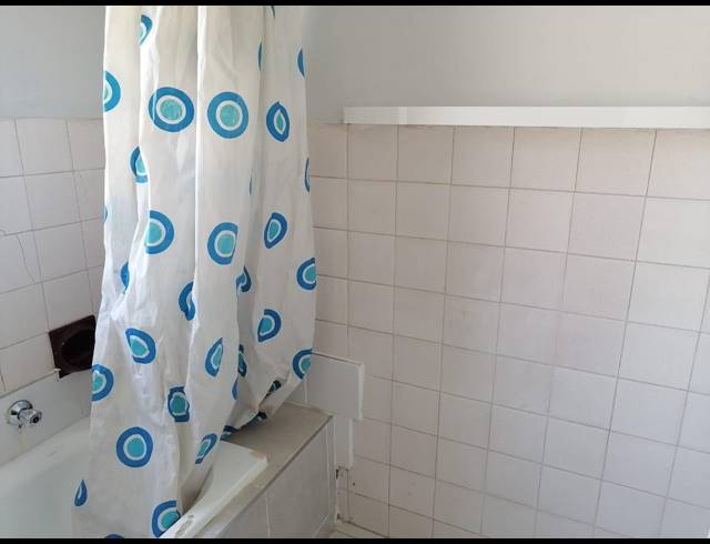 3 bed property to rent in WINCHESTER HILLS